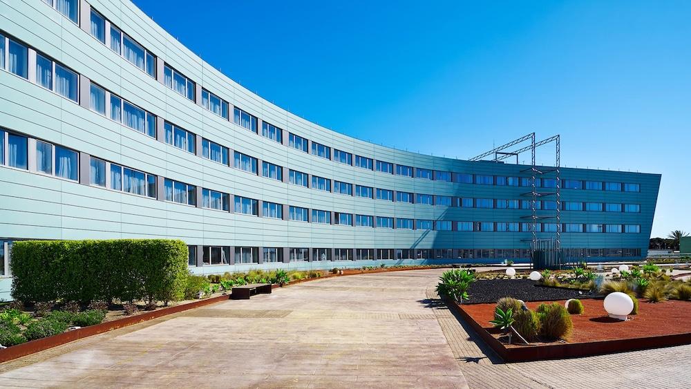 Hotel Bah Barcelona Airport 4*