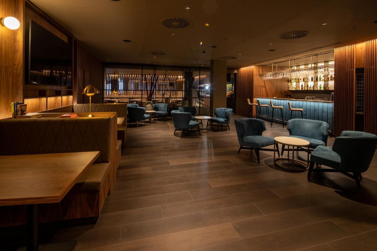 Hotel Bah Barcelona Airport 4*