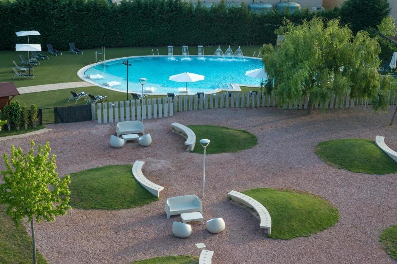 Bah Barcelona Airport Hotel 4*